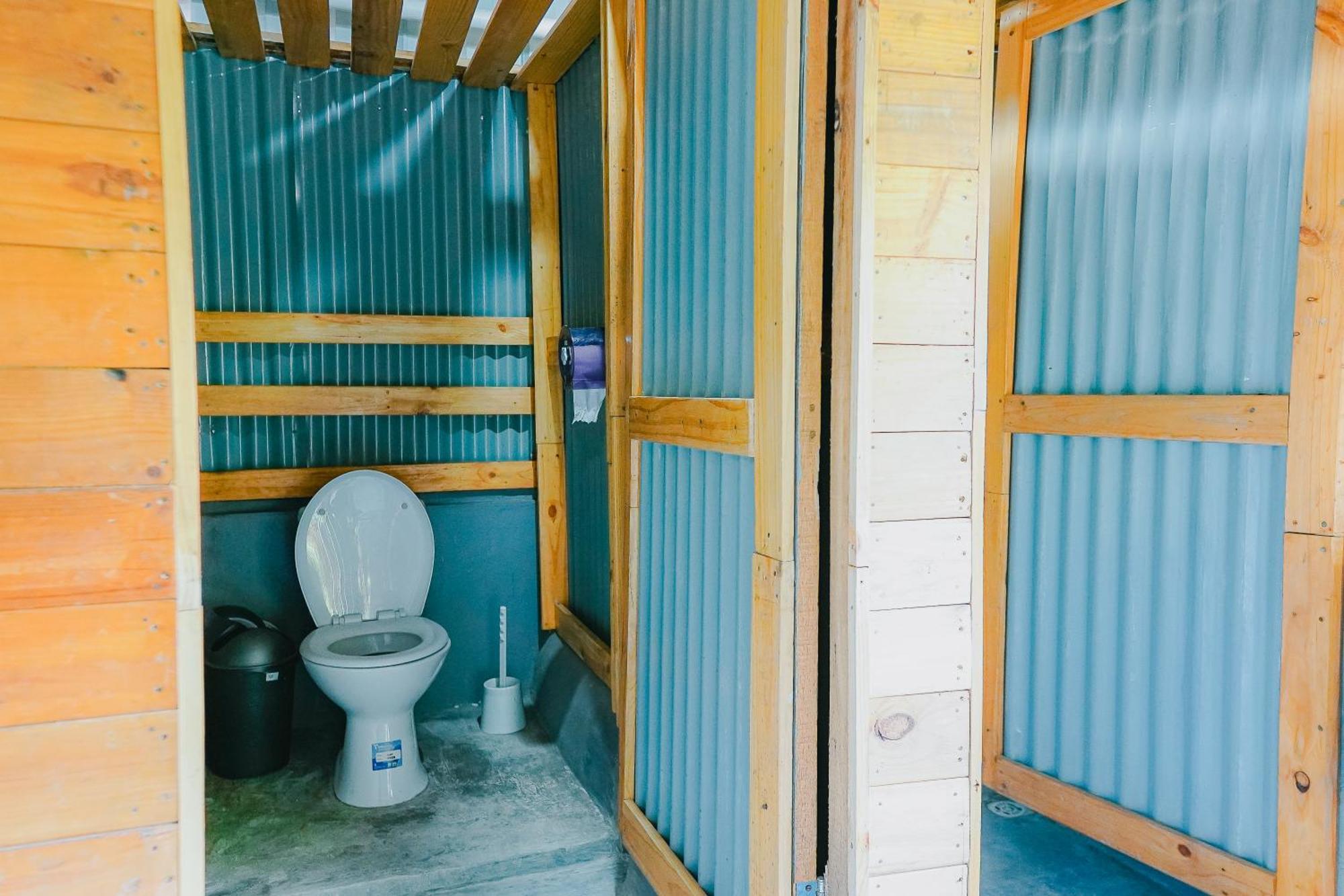 Kokos Hostel Padang City Eksteriør billede