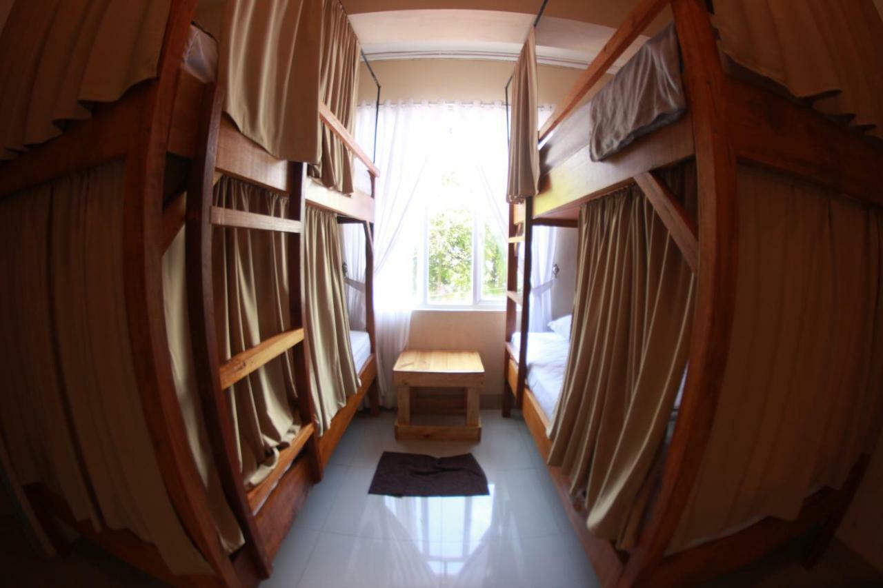 Kokos Hostel Padang City Eksteriør billede